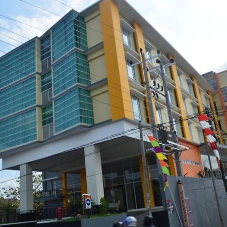 Edu Hostel Yogyakarta Eksteriør bilde