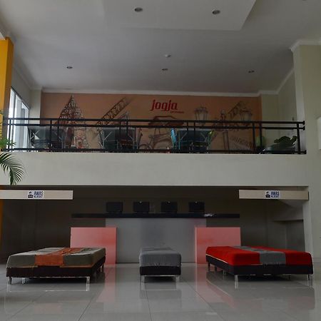 Edu Hostel Yogyakarta Eksteriør bilde