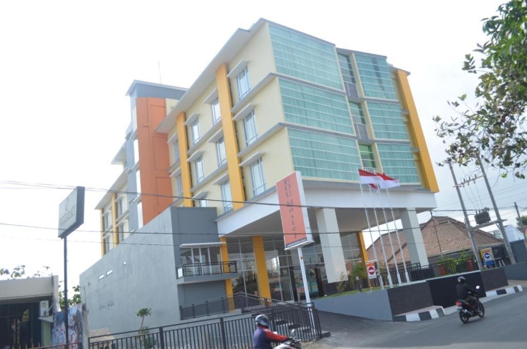 Edu Hostel Yogyakarta Eksteriør bilde